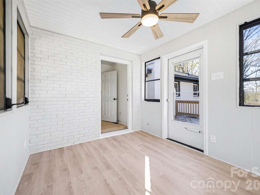 211 Ole Simpson Place, Catawba, SC 29704.  MLS# CAR4325172, YatesRealty ID 4740. 