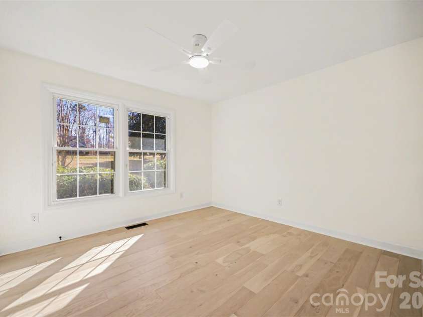 211 Ole Simpson Place, Catawba, SC 29704.  MLS# CAR4325172, YatesRealty ID 4740. 