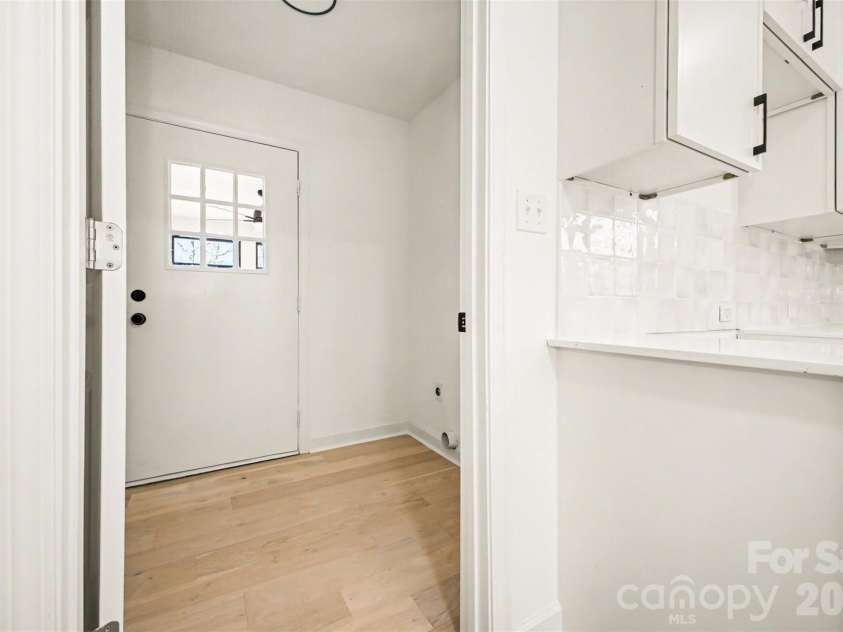 211 Ole Simpson Place, Catawba, SC 29704.  MLS# CAR4325172, YatesRealty ID 4740. 