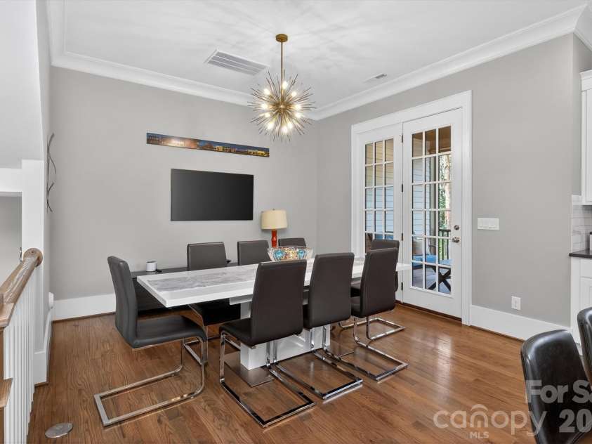 2815 Hillside Springs Drive, Charlotte, NC 28209.  MLS# CAR4358893, YatesRealty ID 4740. 