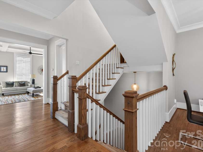 2815 Hillside Springs Drive, Charlotte, NC 28209.  MLS# CAR4358893, YatesRealty ID 4740. 