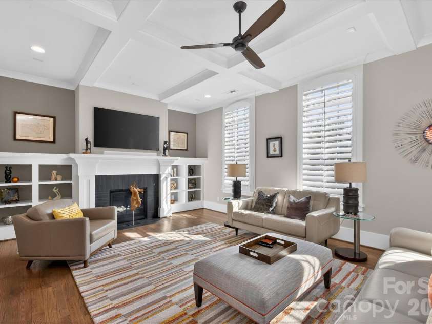 2815 Hillside Springs Drive, Charlotte, NC 28209.  MLS# CAR4358893, YatesRealty ID 4740. 