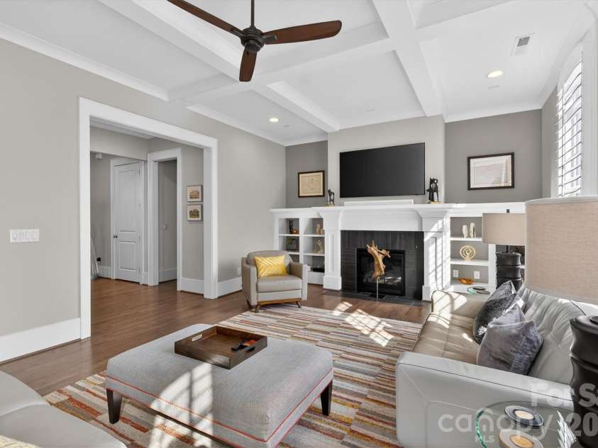 2815 Hillside Springs Drive, Charlotte, NC 28209.  MLS# CAR4358893, YatesRealty ID 4740. 