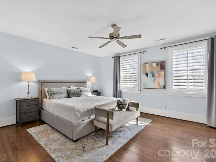 2815 Hillside Springs Drive, Charlotte, NC 28209.  MLS# CAR4358893, YatesRealty ID 4740. 