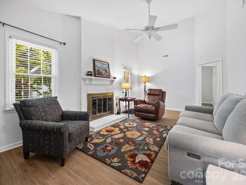 2750 Quailrush Road, Charlotte, NC 28226.  MLS# CAR4418290, YatesRealty ID 47400. 