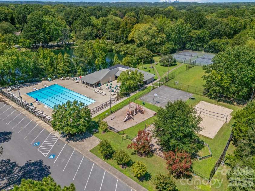 2750 Quailrush Road, Charlotte, NC 28226.  MLS# CAR4418290, YatesRealty ID 47400. 