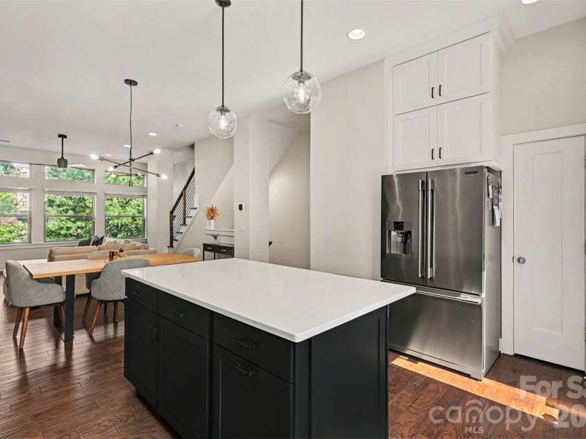 2539 Euclid Avenue, Charlotte, NC 28203.  MLS# CAR4418306, YatesRealty ID 47401. 
