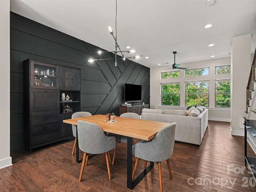2539 Euclid Avenue, Charlotte, NC 28203.  MLS# CAR4418306, YatesRealty ID 47401. 