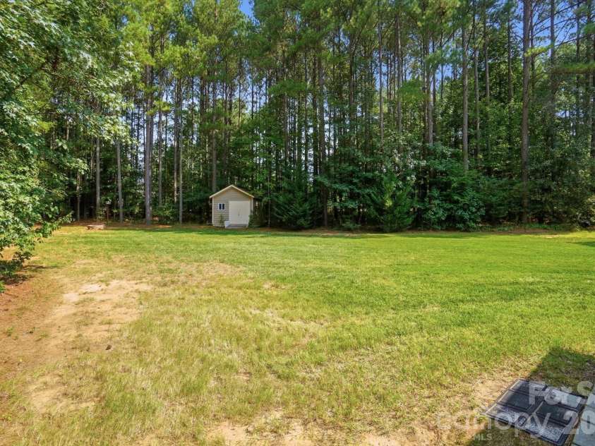 150 Belfry Loop, Mooresville, NC 28117.  MLS# CAR4417496, YatesRealty ID 47402. 