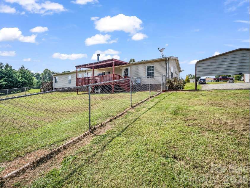 310 Brooks Road Extension, Bostic, NC 28018.  MLS# CAR4417492, YatesRealty ID 47403. 