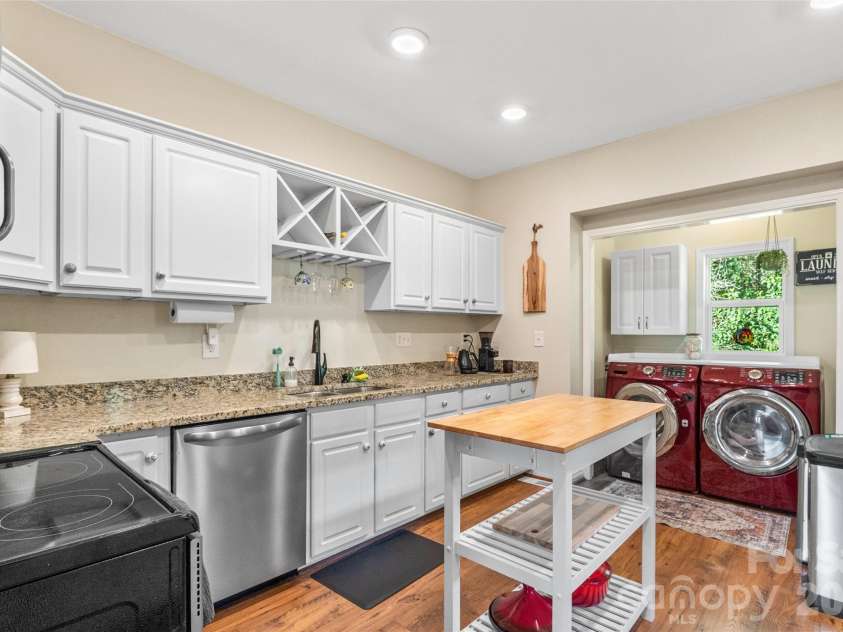 131 Spratt Street, Fort Mill, SC 29715.  MLS# CAR4417608, YatesRealty ID 47404. 
