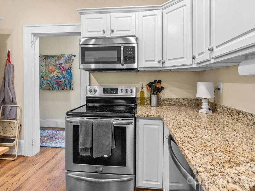 131 Spratt Street, Fort Mill, SC 29715.  MLS# CAR4417608, YatesRealty ID 47404. 