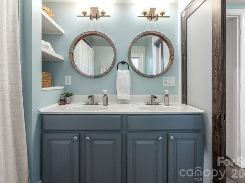 131 Spratt Street, Fort Mill, SC 29715.  MLS# CAR4417608, YatesRealty ID 47404. 