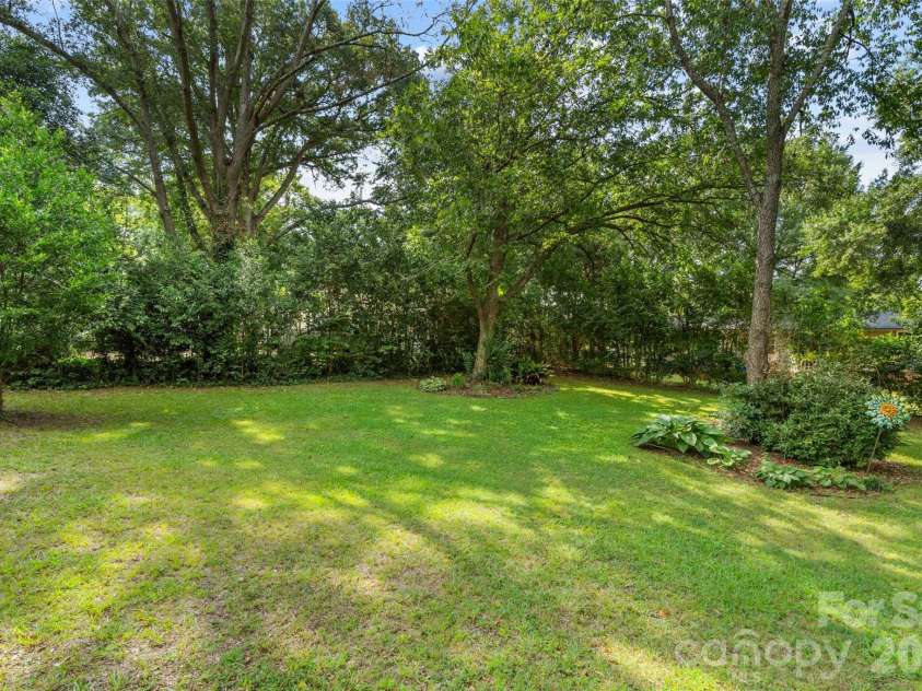 131 Spratt Street, Fort Mill, SC 29715.  MLS# CAR4417608, YatesRealty ID 47404. 