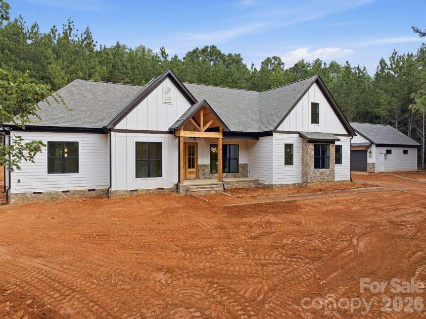 5089 Hidden Forest Drive, Denver, NC 28037.  MLS# CAR4416808, YatesRealty ID 47406. Front Exterior