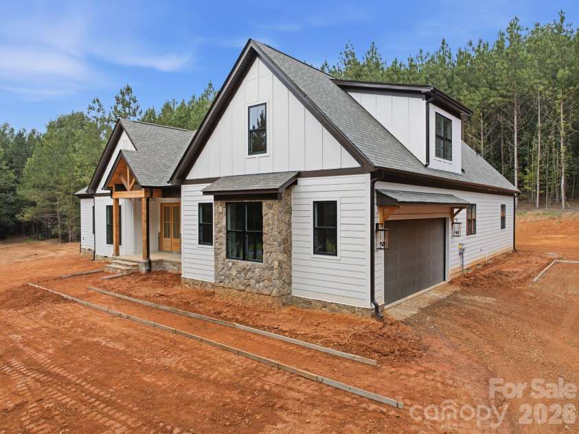 5089 Hidden Forest Drive, Denver, NC 28037.  MLS# CAR4416808, YatesRealty ID 47406. Front Exterior