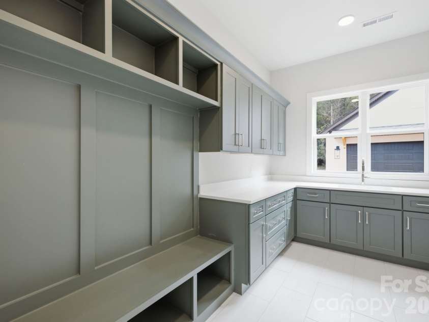 5089 Hidden Forest Drive, Denver, NC 28037.  MLS# CAR4416808, YatesRealty ID 47406. Laundry Room