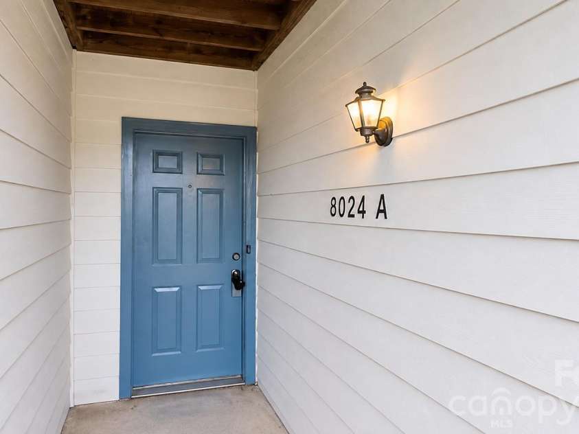 8024 Tremaine Court, Charlotte, NC 28227.  MLS# CAR4417688, YatesRealty ID 47408. 