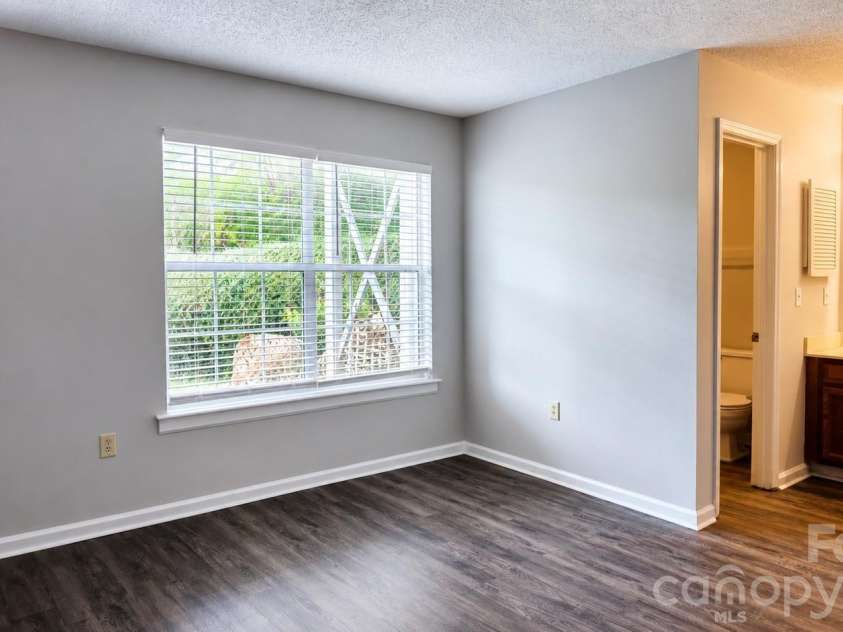 8024 Tremaine Court, Charlotte, NC 28227.  MLS# CAR4417688, YatesRealty ID 47408. 