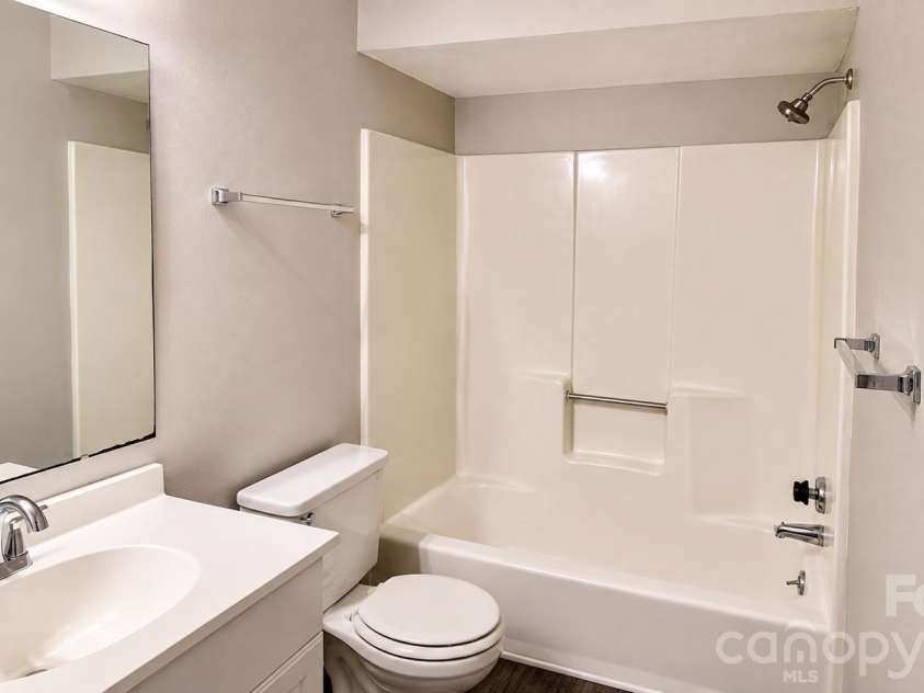 8024 Tremaine Court, Charlotte, NC 28227.  MLS# CAR4417688, YatesRealty ID 47408. 