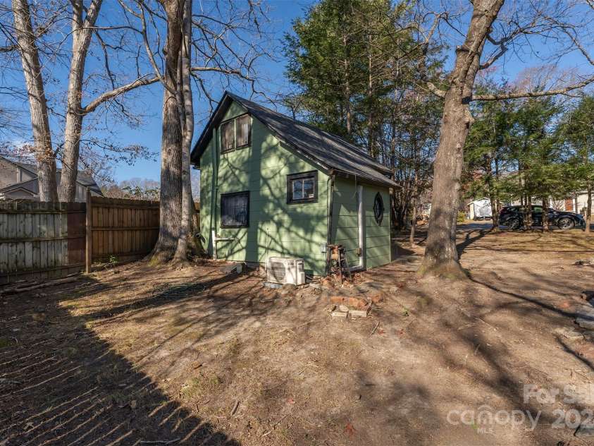 103 & 105 Pine Street, Black Mountain, NC 28711.  MLS# CAR4205366, YatesRealty ID 4741. 