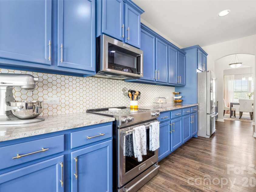 4312 Huntley Glen Drive, Pineville, NC 28134.  MLS# CAR4416712, YatesRealty ID 47410. 