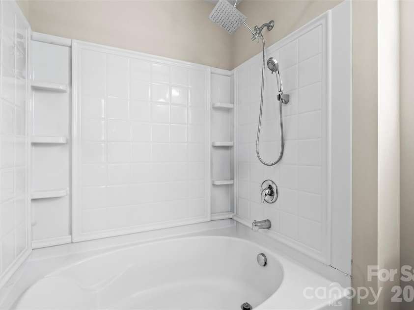 4312 Huntley Glen Drive, Pineville, NC 28134.  MLS# CAR4416712, YatesRealty ID 47410. 