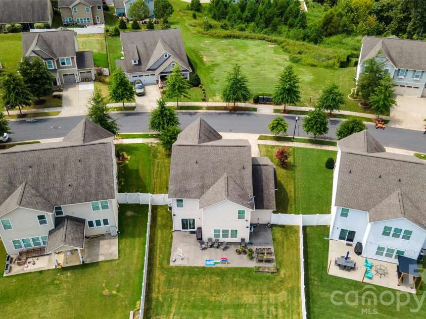 4312 Huntley Glen Drive, Pineville, NC 28134.  MLS# CAR4416712, YatesRealty ID 47410. 