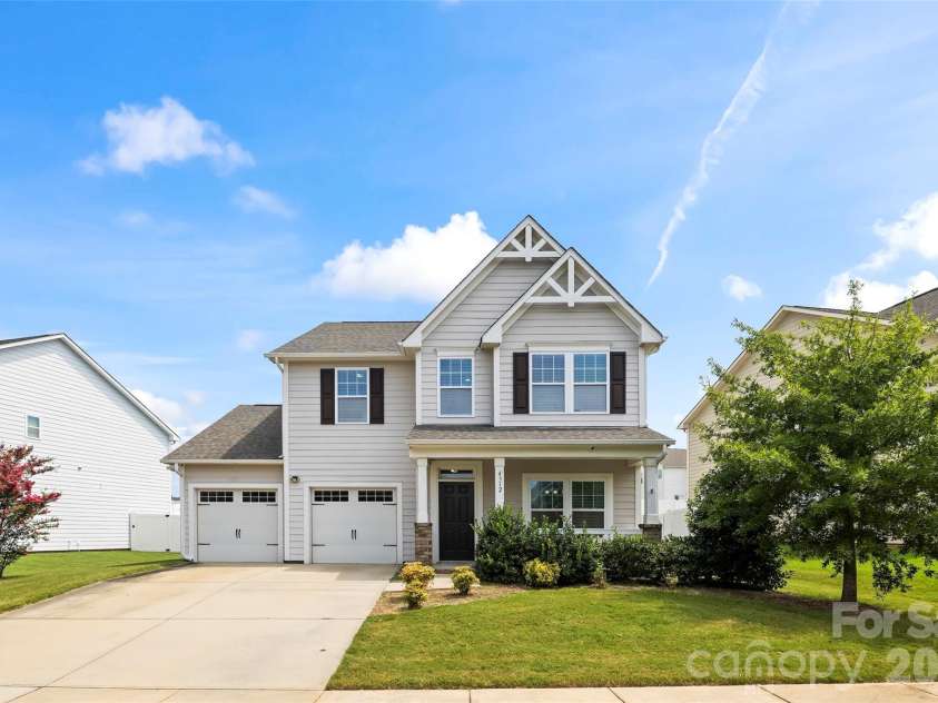 4312 Huntley Glen Drive, Pineville, NC 28134.  MLS# CAR4416712, YatesRealty ID 47410. 