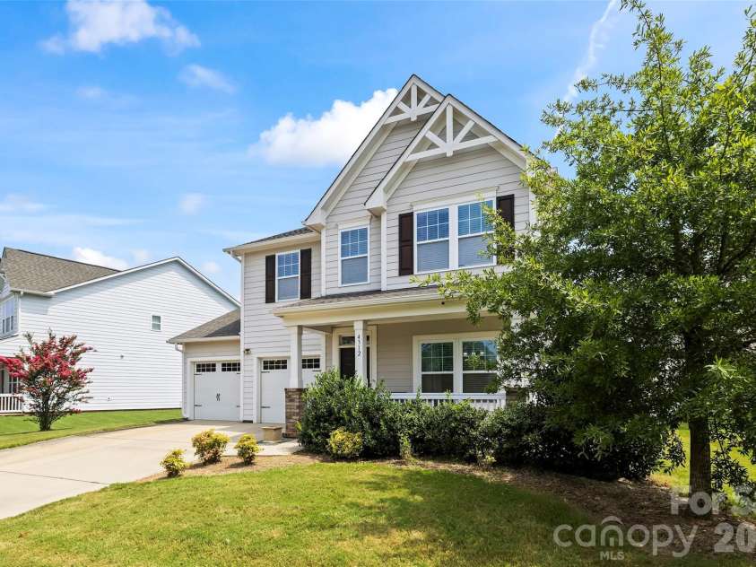 4312 Huntley Glen Drive, Pineville, NC 28134.  MLS# CAR4416712, YatesRealty ID 47410. 