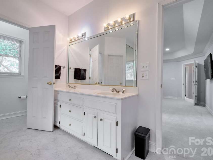 2143 Peninsula Drive, Lake Wylie, SC 29710.  MLS# CAR4416751, YatesRealty ID 47411. 