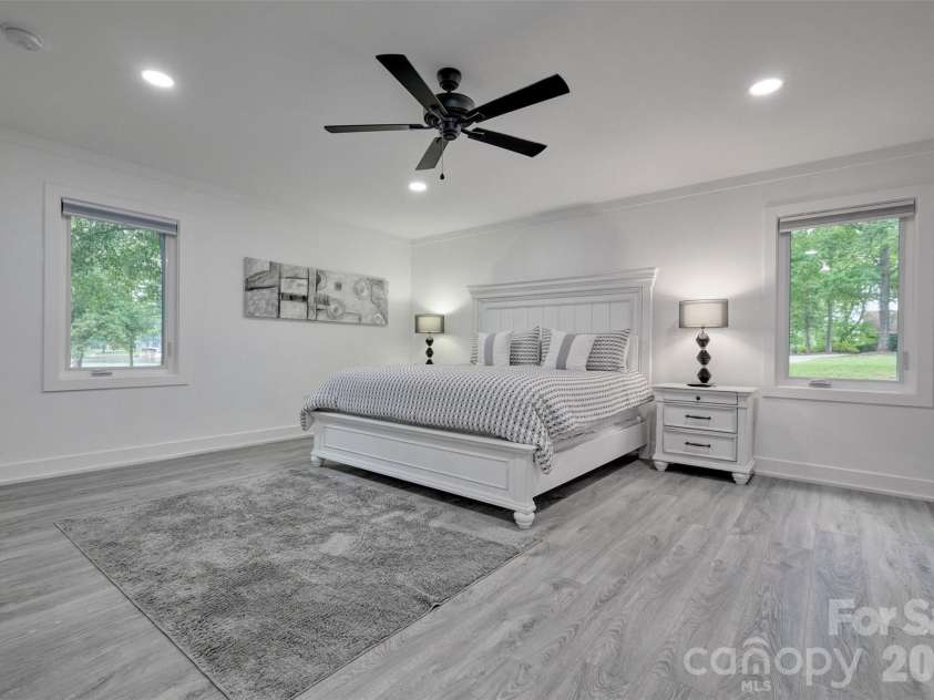 2143 Peninsula Drive, Lake Wylie, SC 29710.  MLS# CAR4416751, YatesRealty ID 47411. 