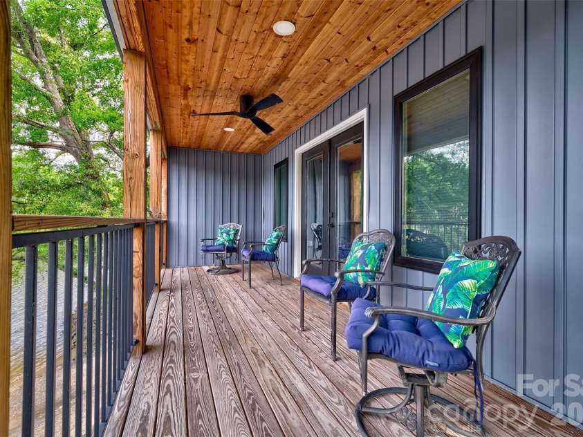 2143 Peninsula Drive, Lake Wylie, SC 29710.  MLS# CAR4416751, YatesRealty ID 47411. 
