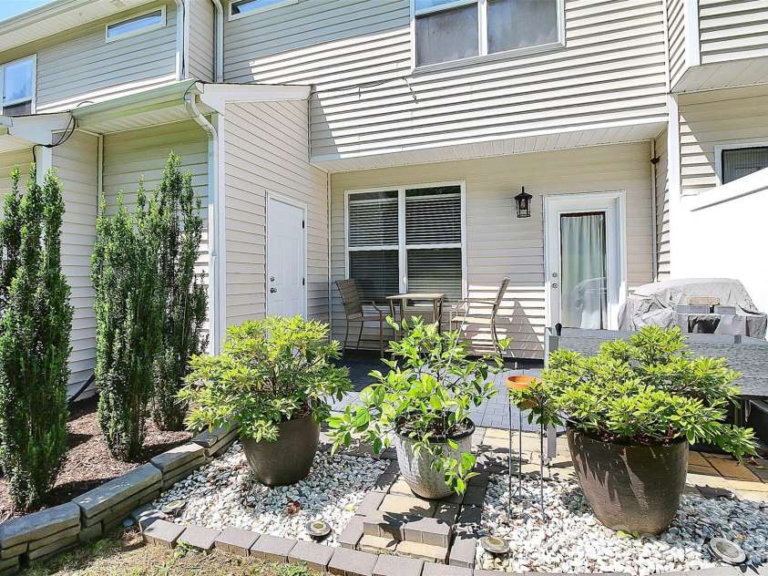 7345 Laurel Valley Road, Charlotte, NC 28273.  MLS# CAR4417749, YatesRealty ID 47412. 