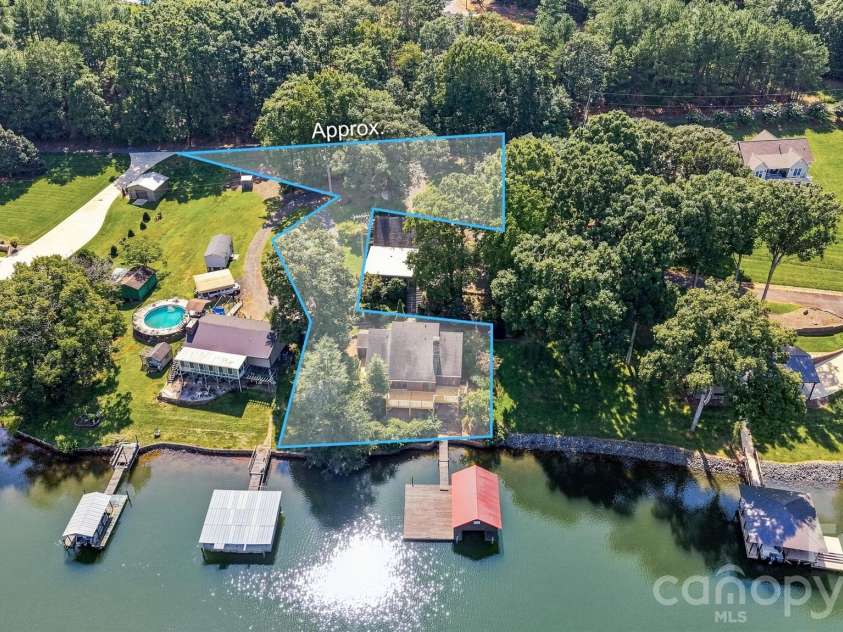 6580 Central Drive, Conover, NC 28613.  MLS# CAR4417674, YatesRealty ID 47413. 