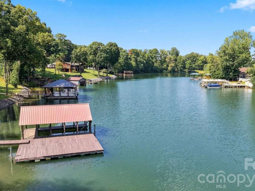 6580 Central Drive, Conover, NC 28613.  MLS# CAR4417674, YatesRealty ID 47413. 