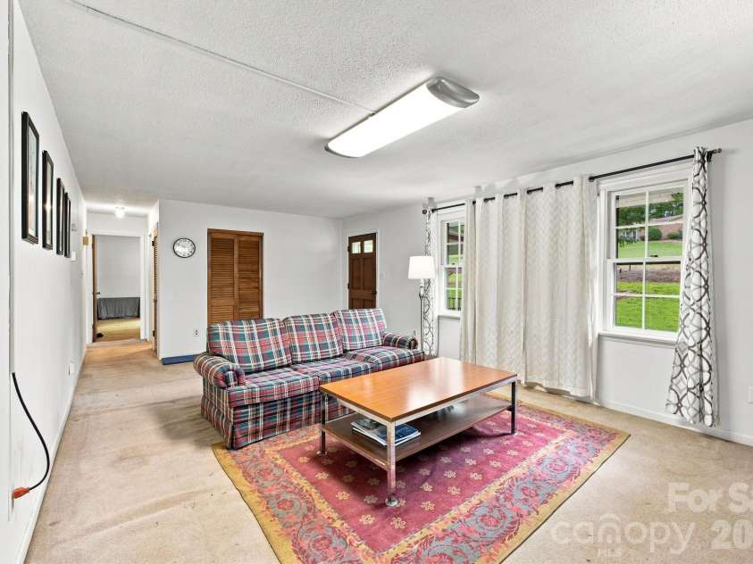 1714 Lazenby Street, Newton, NC 28658.  MLS# CAR4417758, YatesRealty ID 47416. 