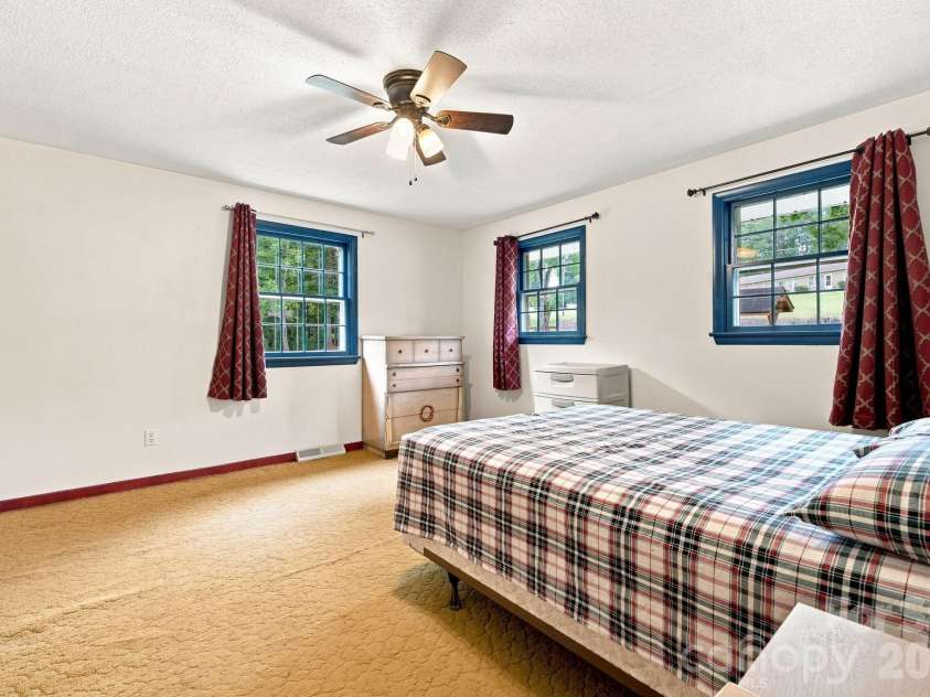1714 Lazenby Street, Newton, NC 28658.  MLS# CAR4417758, YatesRealty ID 47416. 