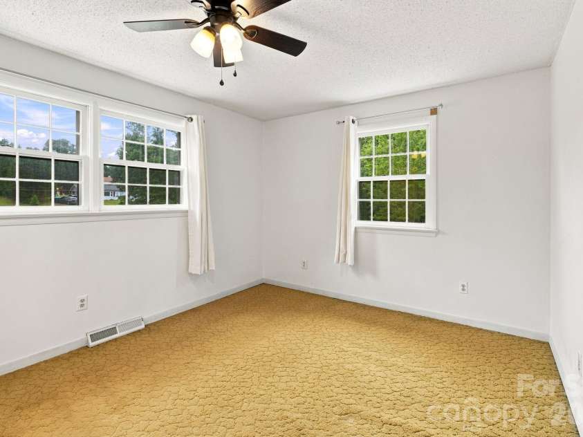 1714 Lazenby Street, Newton, NC 28658.  MLS# CAR4417758, YatesRealty ID 47416. 