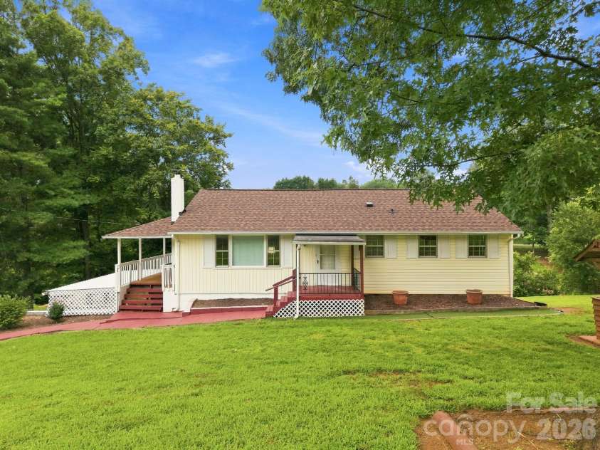 1714 Lazenby Street, Newton, NC 28658.  MLS# CAR4417758, YatesRealty ID 47416. 