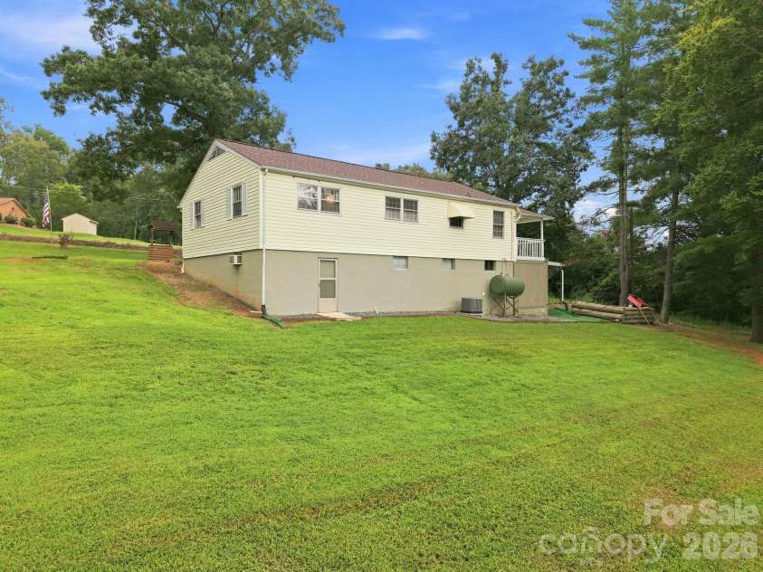 1714 Lazenby Street, Newton, NC 28658.  MLS# CAR4417758, YatesRealty ID 47416. 