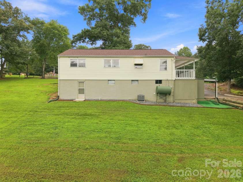 1714 Lazenby Street, Newton, NC 28658.  MLS# CAR4417758, YatesRealty ID 47416. 