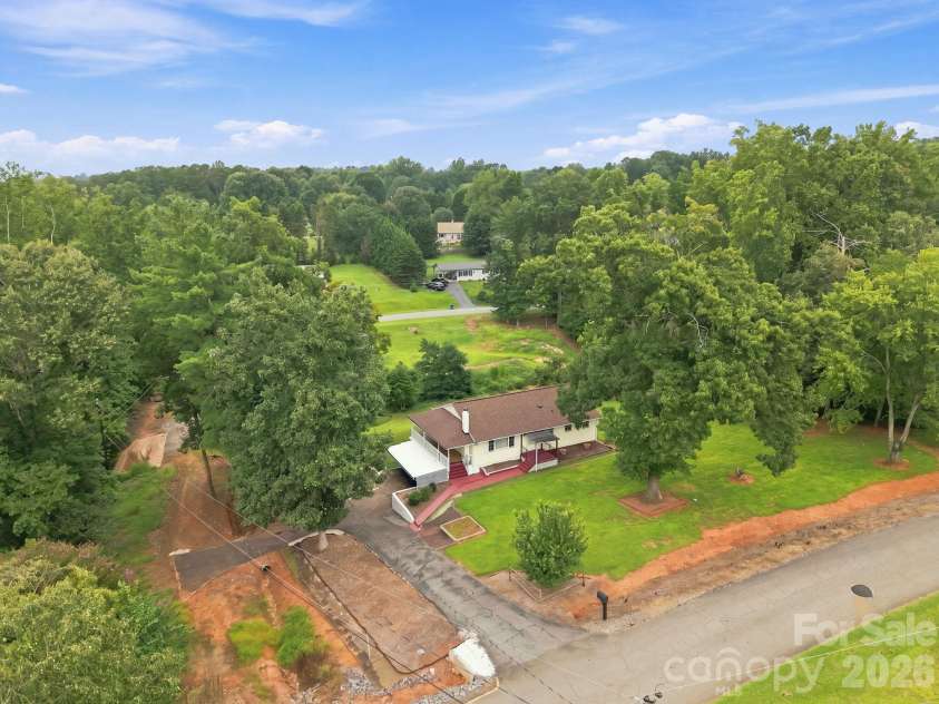 1714 Lazenby Street, Newton, NC 28658.  MLS# CAR4417758, YatesRealty ID 47416. 