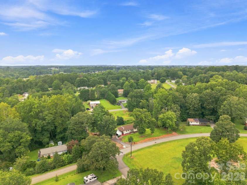 1714 Lazenby Street, Newton, NC 28658.  MLS# CAR4417758, YatesRealty ID 47416. 