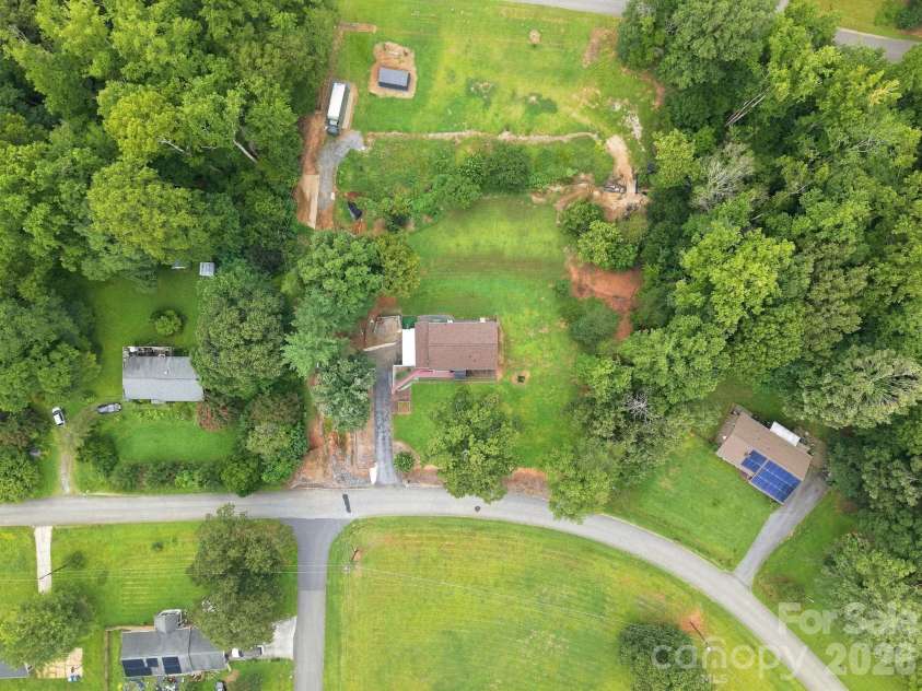 1714 Lazenby Street, Newton, NC 28658.  MLS# CAR4417758, YatesRealty ID 47416. 