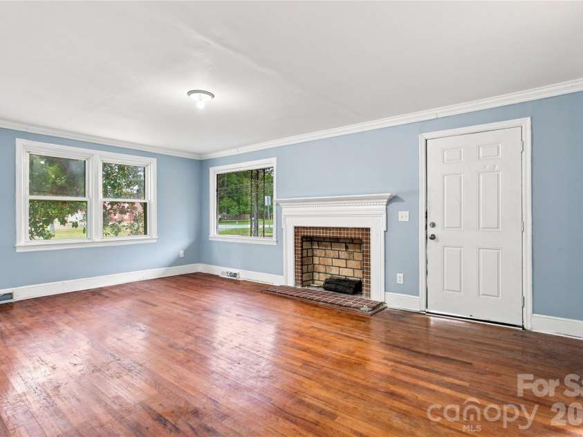 290 Airport Road, Rockingham, NC 28379.  MLS# CAR4416920, YatesRealty ID 47417. 
