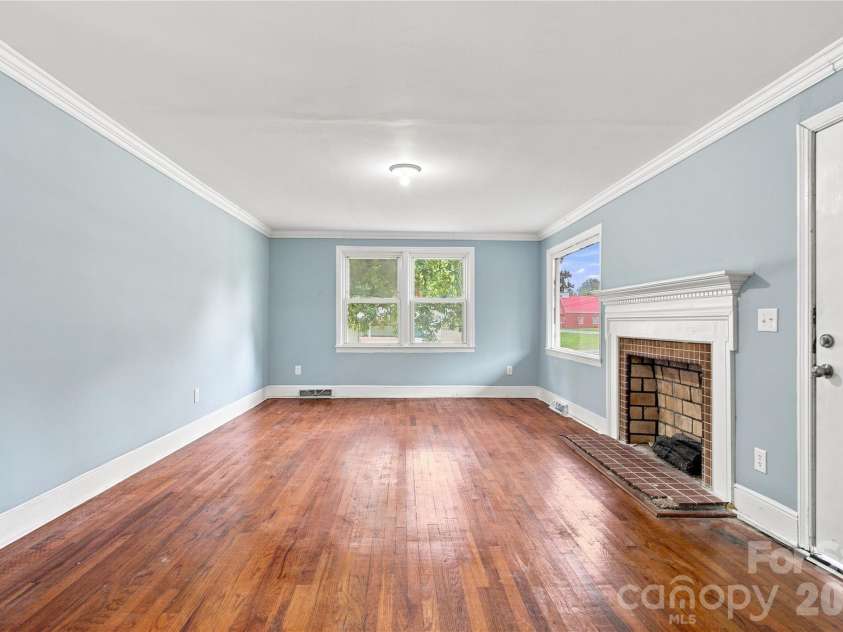 290 Airport Road, Rockingham, NC 28379.  MLS# CAR4416920, YatesRealty ID 47417. 