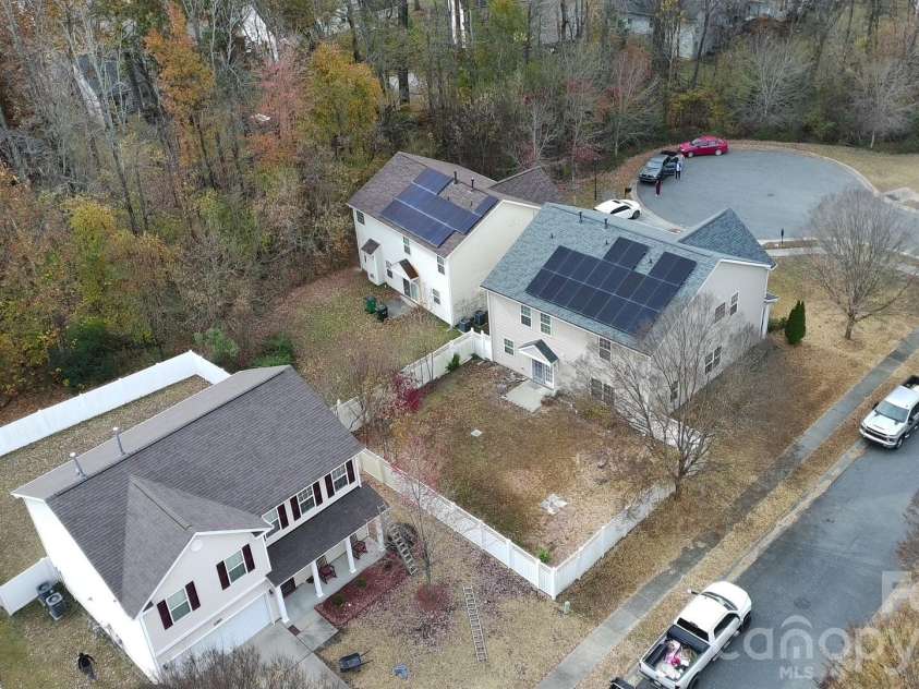 10631 Atkins Ridge Drive, Charlotte, NC 28213.  MLS# CAR4330313, YatesRealty ID 4742. 