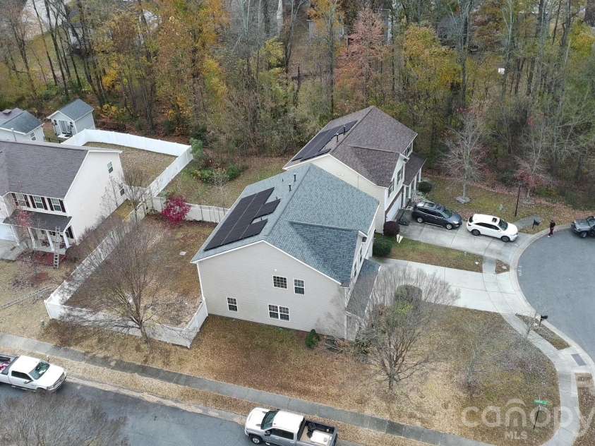 10631 Atkins Ridge Drive, Charlotte, NC 28213.  MLS# CAR4330313, YatesRealty ID 4742. 