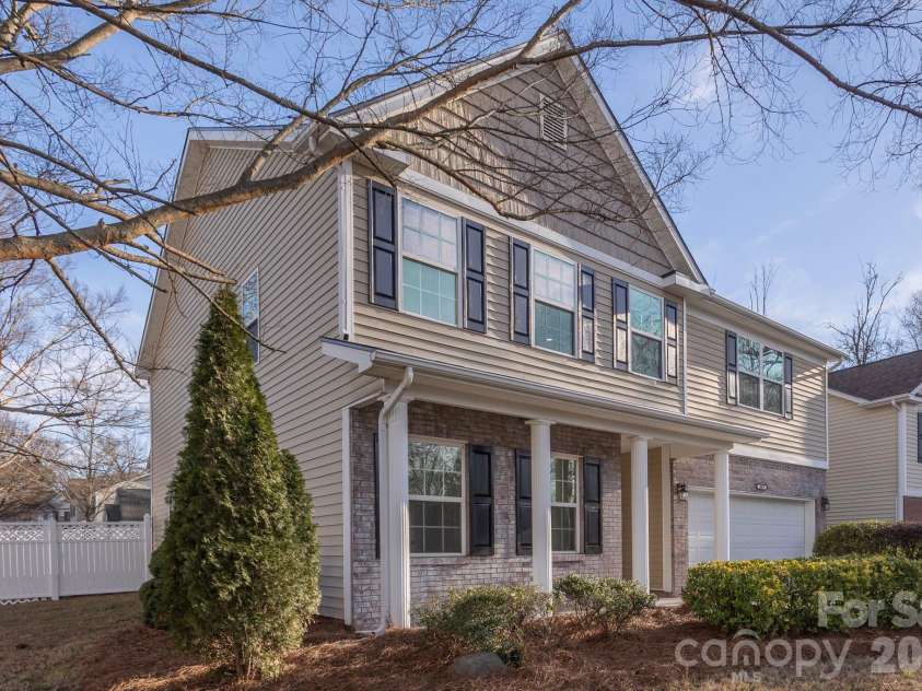 10631 Atkins Ridge Drive, Charlotte, NC 28213.  MLS# CAR4330313, YatesRealty ID 4742. 